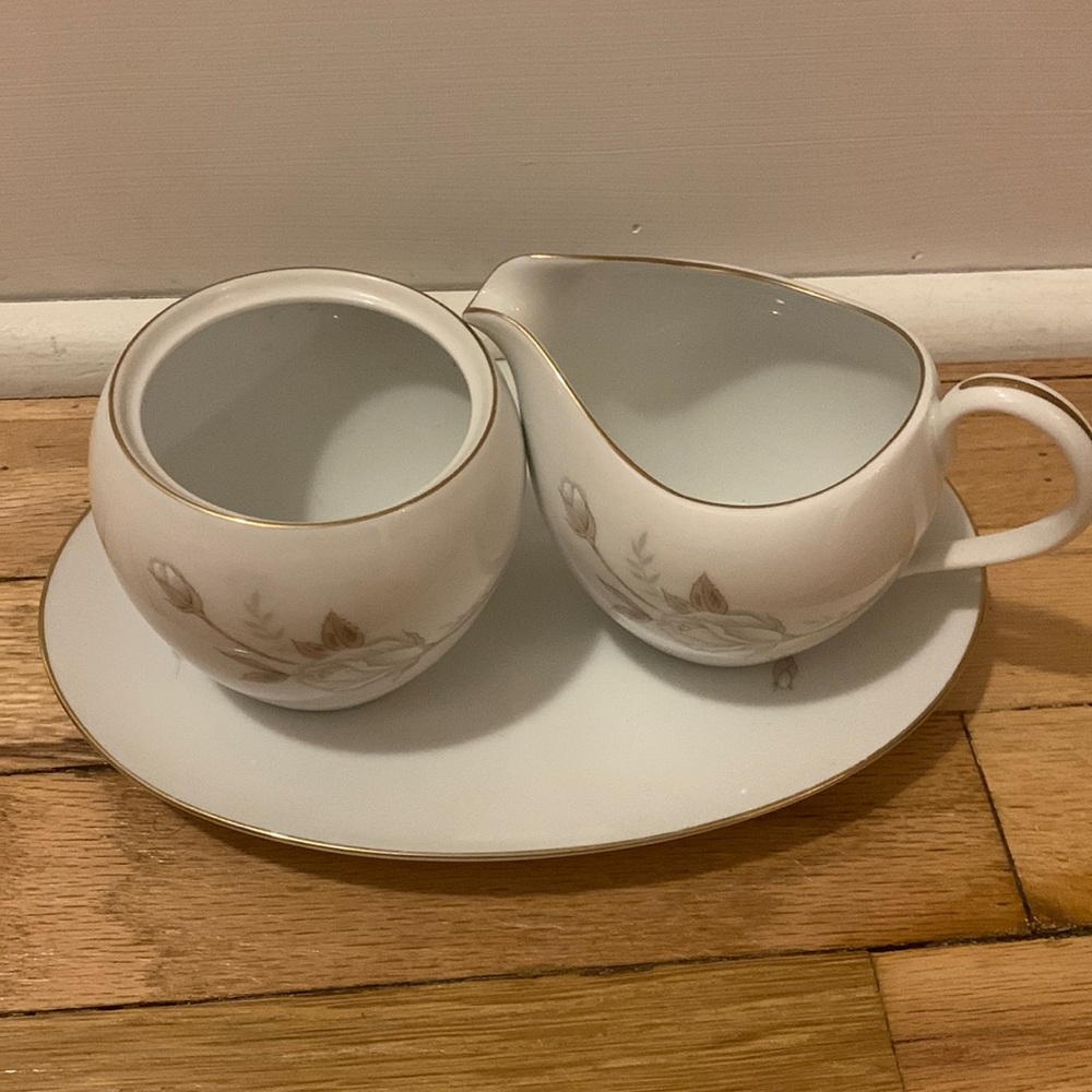 Style House Lady Fair Fine China Milk & Sugar Set